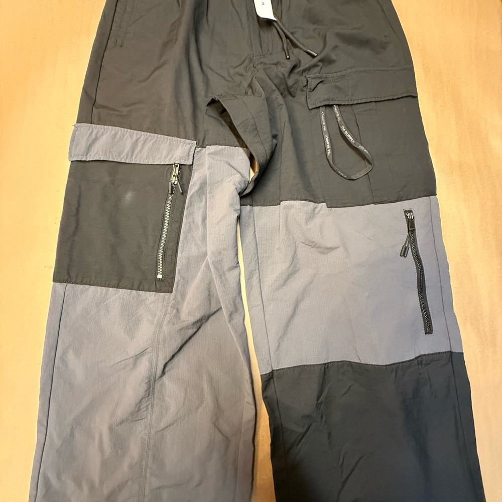 Men's Two-Tone Cargo Pants